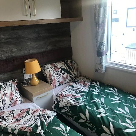 Flamingo Land Private Caravan - No 8 Cedarwood 호텔 Kirby Misperton 외부 사진