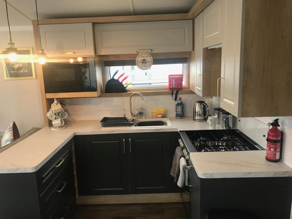 Flamingo Land Private Caravan - No 8 Cedarwood 호텔 Kirby Misperton 외부 사진